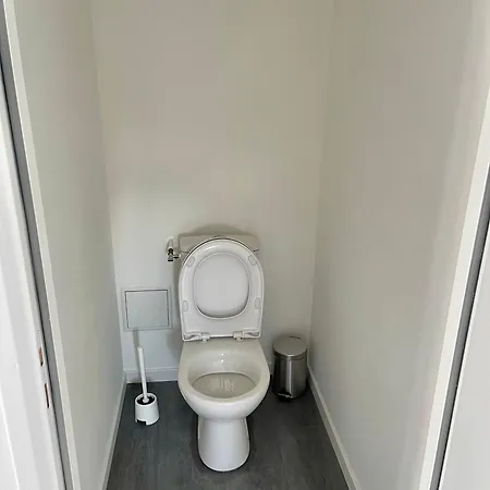 Maison Spacieuse 12pers Et 4 Sdb - Confort - Parking Gratuit Vakantiehuis Anzin